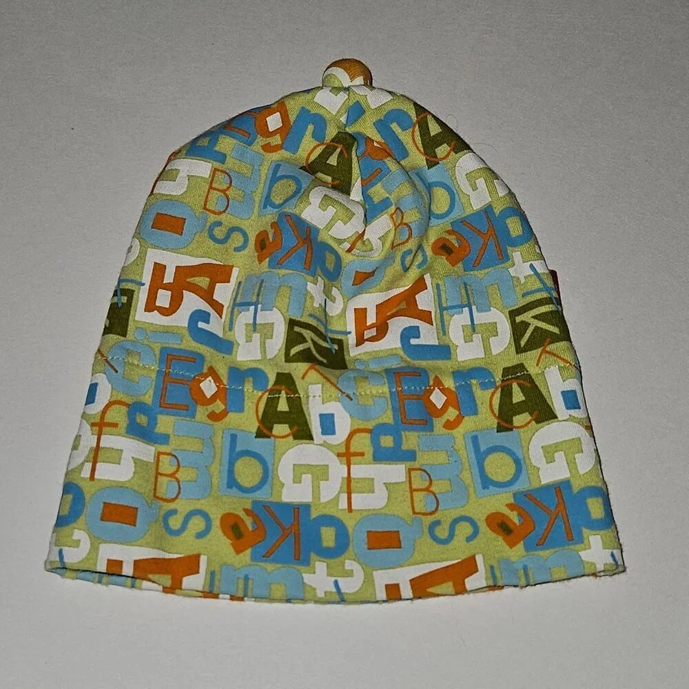 Zutano Letter Alphabet Baby Hat Cap 0-6 Months Green Blue Orange White
